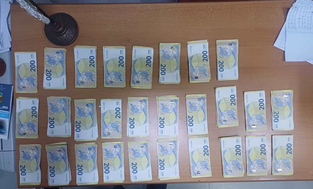 حجز 28 ألف أورو بحوزة مسافر بمطار عنابة