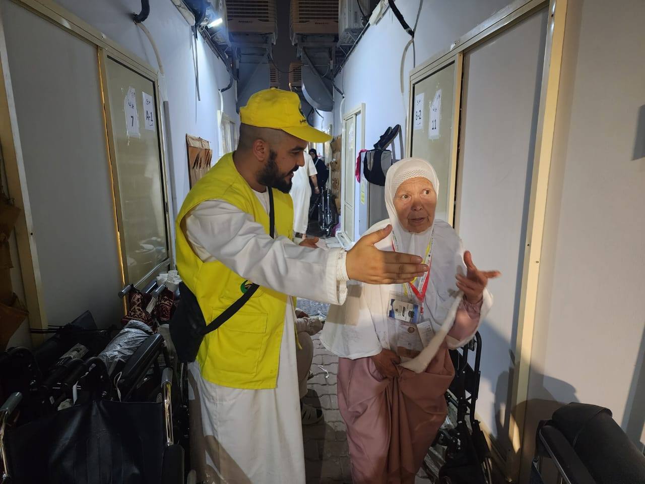 بلمهدي يثمن جهود البعثة الجزائرية ويدعو إلى مواصلة العمل