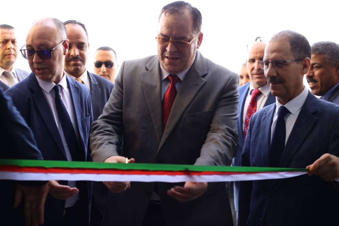 تدشين المقر الجديد للإذاعة الجزائرية من بشار وبني عباس