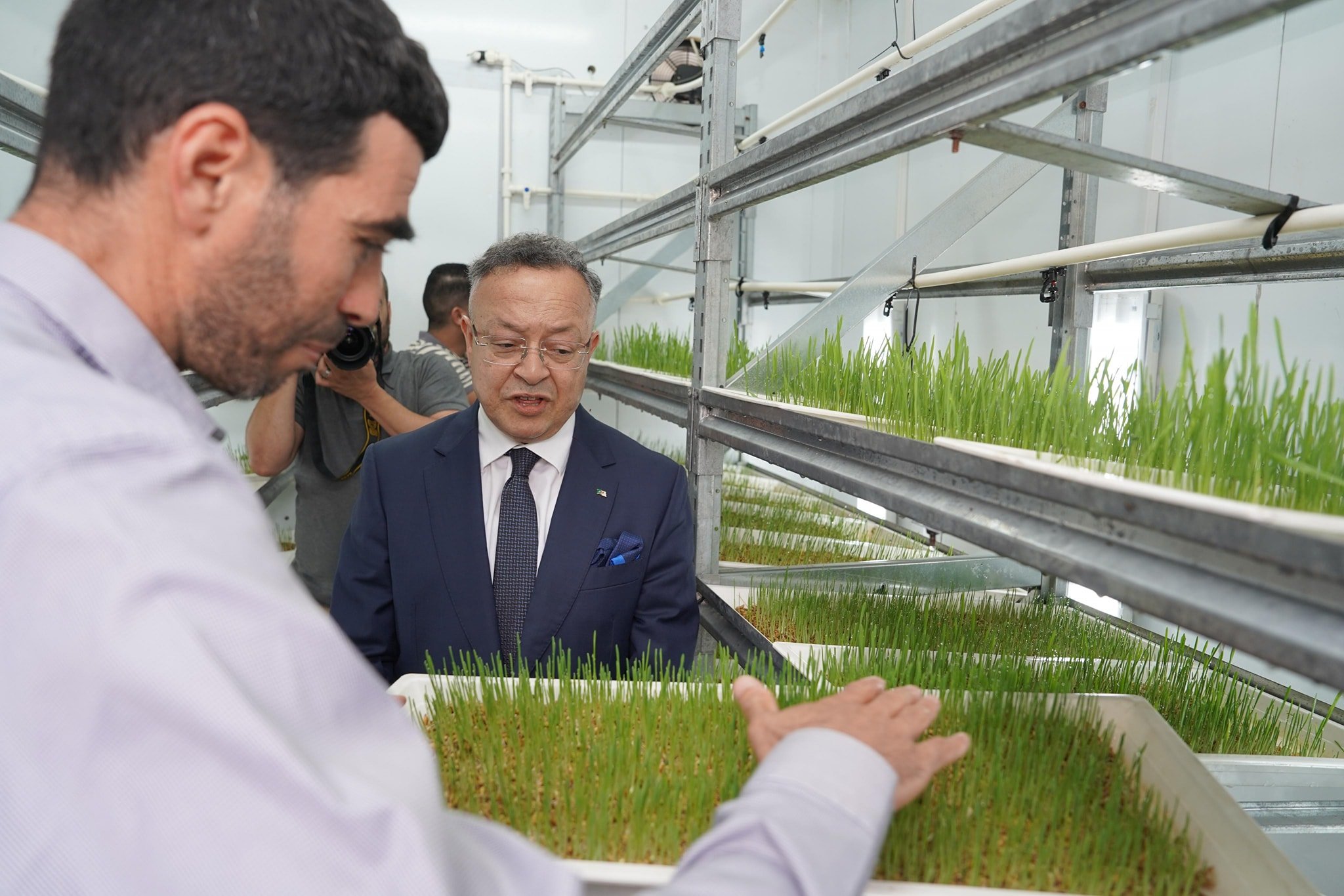 تدشين مشروعين نموذجيين بمجالي الطاقة المتجددة والزراعة المستدامة