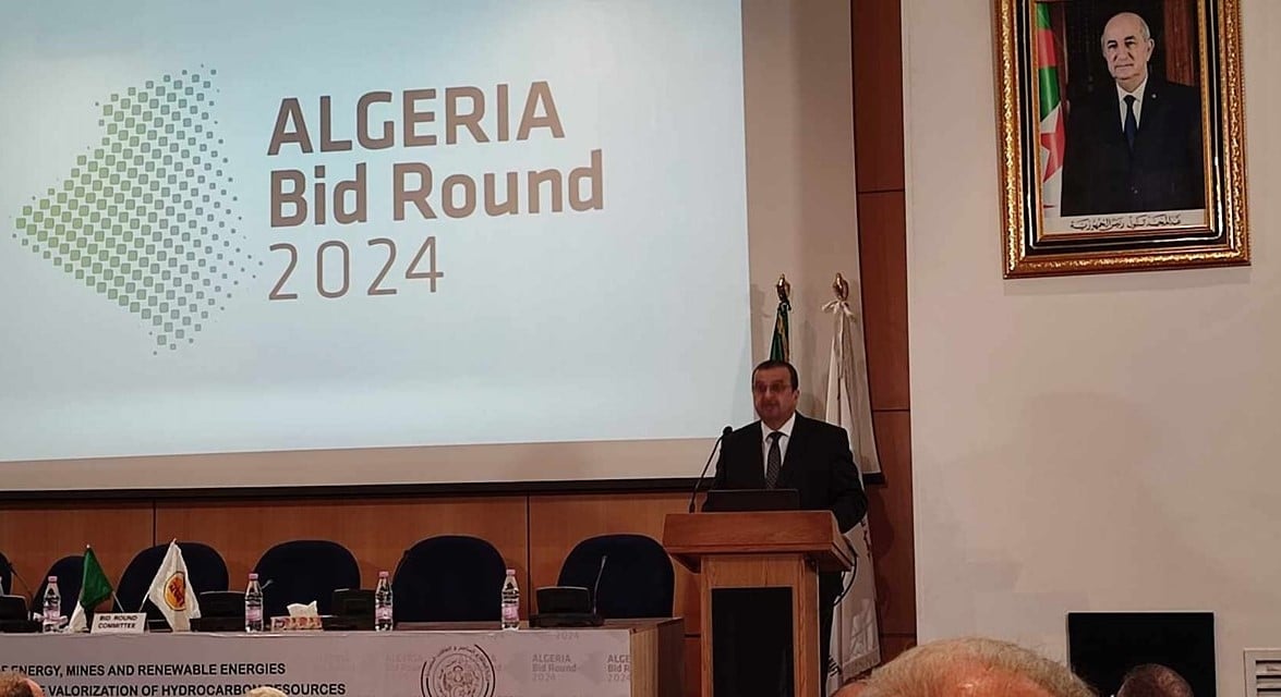 الشروع في فتح أظرفة الشركات المشاركة في مناقصة ألجيريا بيد راوند2024