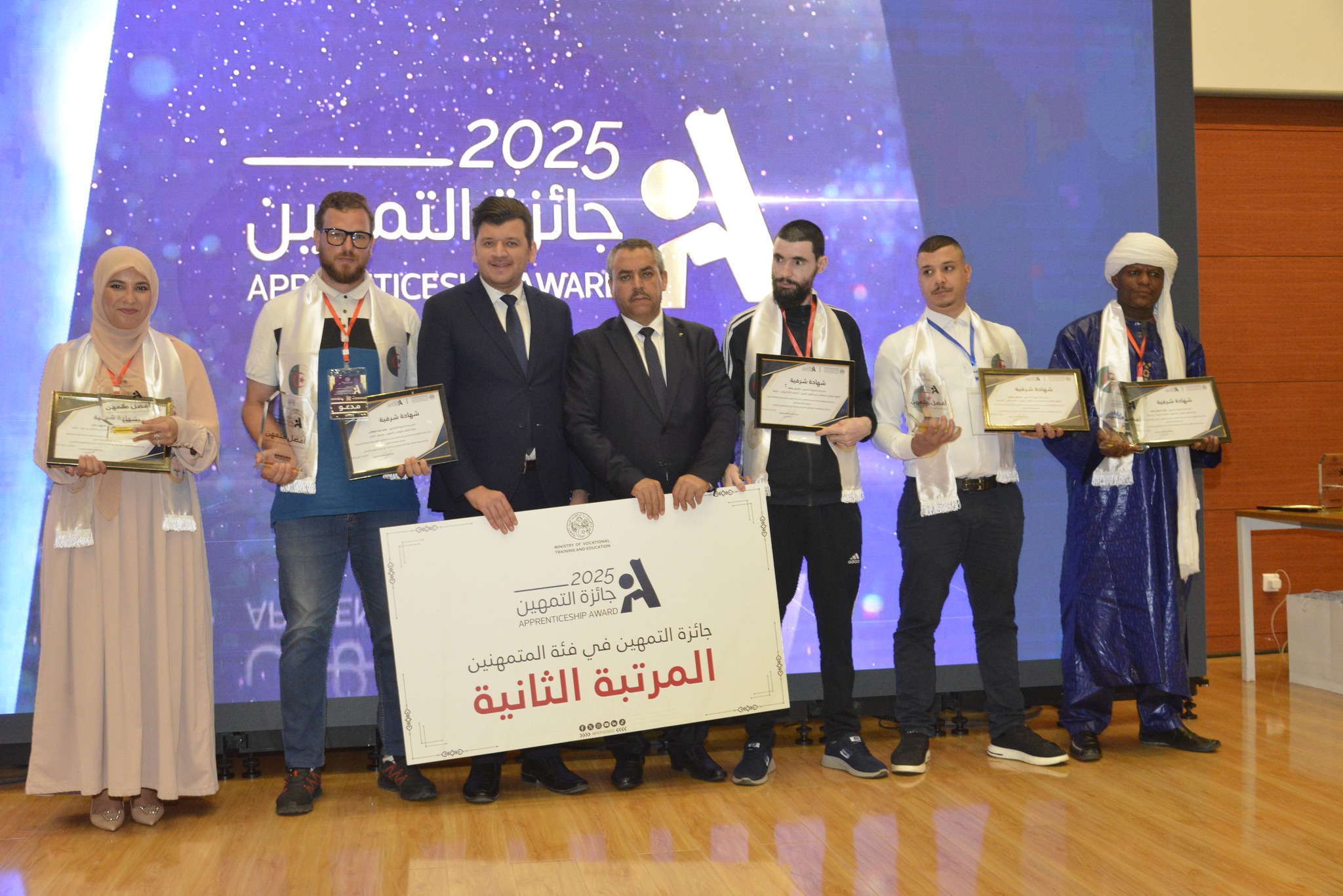 وزير التربية يُشارك في حفل تكريم المتوّجين في مجال التمهين