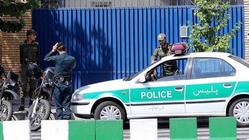 الشرطة الإيرانية: إعتقال 18 عميلاً للإحتلال الصهيوني صمّموا مسيّرات إنتحارية