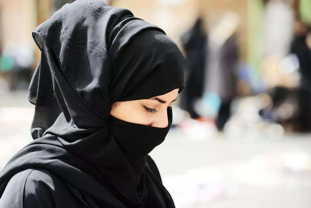 بيتي يصبح مزارا لأهل زوجتي خلال العطلة الصيفية