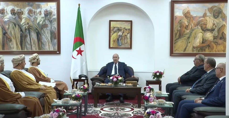الرئيس تبون يستقبل وزير التجارة والصناعة وترويج الاستثمار العُماني