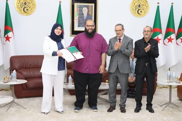 الوكالة الوطنية لترقية الاستثمار تمنح عقود الامتياز لـ 5 شركات بولاية ورقلة