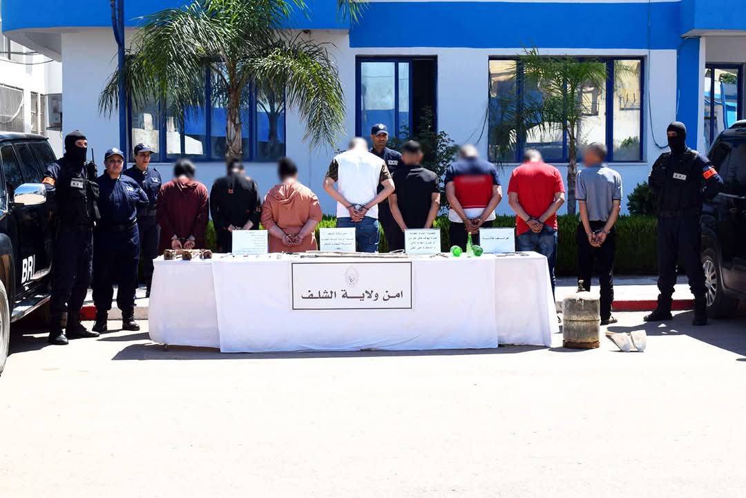 أمن الشلف يُطيح بعصابة أحياء