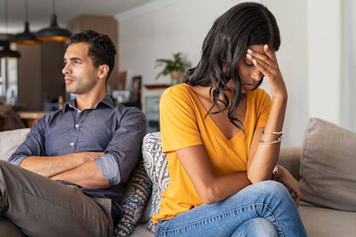 إفشاء الأسرار تهديد لكشف ستر الإنسان ..فلا تعبثوا بهذه الفضيلة أيها الكرام