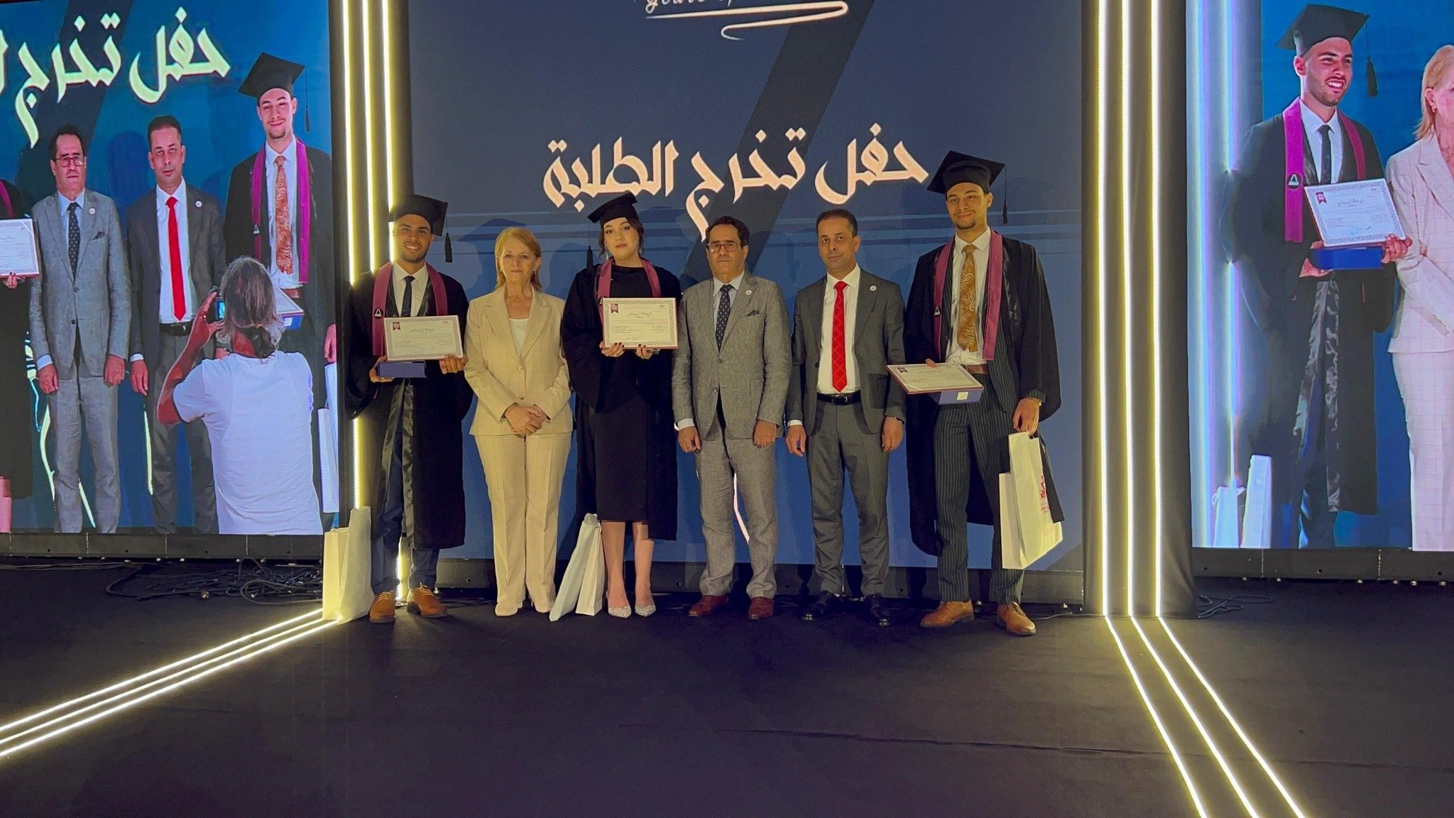 وزيرة السياحة تشرف على تخرج طلبة المدرسة الوطنية للفندقة والاطعام