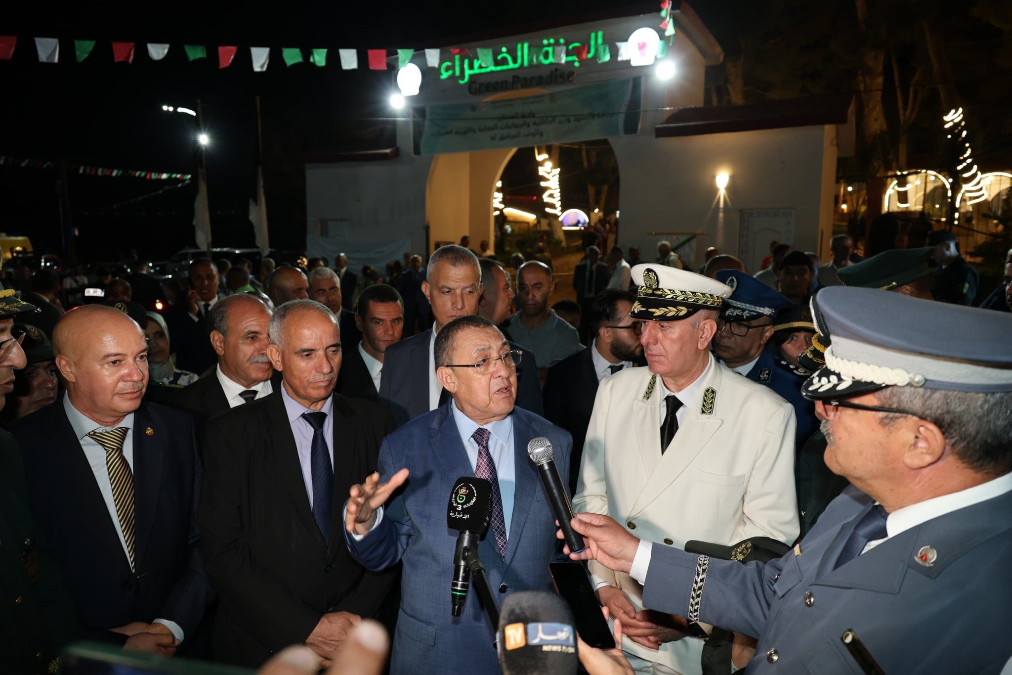 وزير الداخلية: السنة القادمة سنستغني عن استئجار طائرات لإطفاء الحرائق