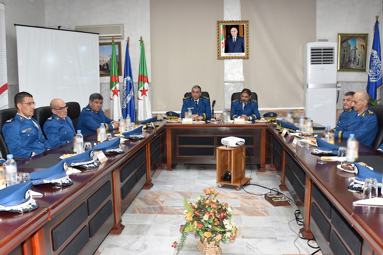 المديرية العامة للأمن الوطني تقيم حفلا لتقليد الرتب