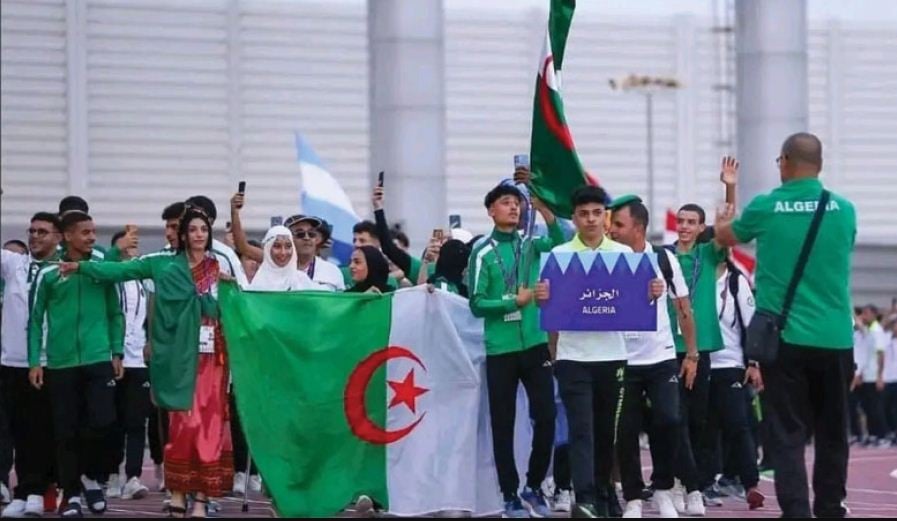 مأدبة عشاء على شرف الوفد الجزائري المشارك في الألعاب الإفريقية المدرسية