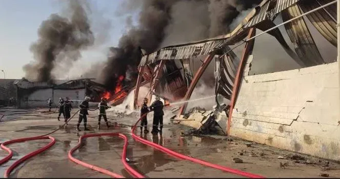تبسة.. حريق مستودع بمنطقة النشاطات