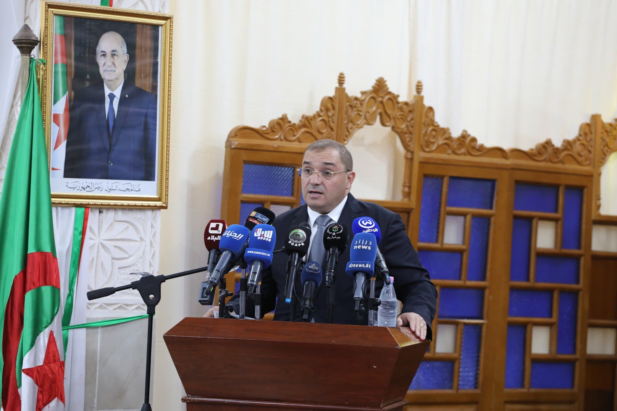 وزير العدل يكرّم المحبوسين المتفوقين في الباك والبيام