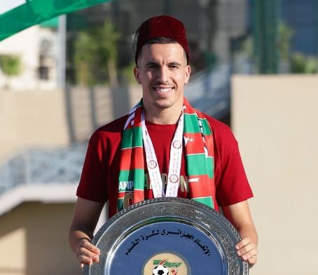 رسميا.. بوراس يغادر المولودية نحو الدوري البلغاري