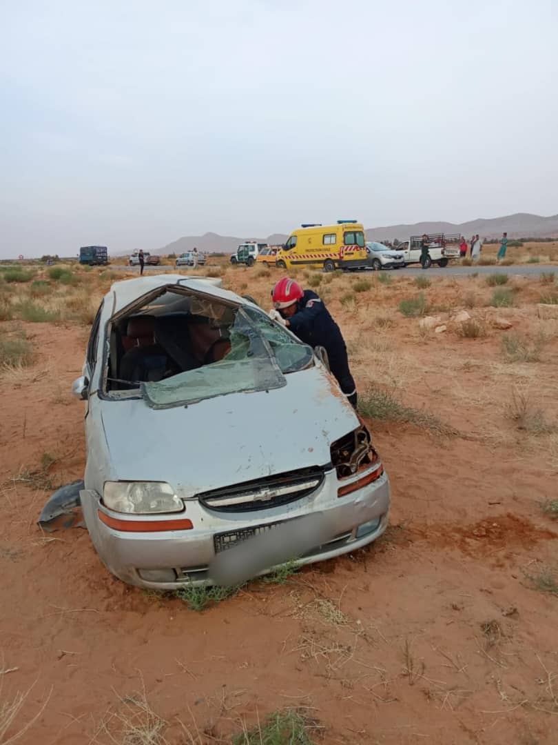 الجلفة.. وفاة ثلاثيني وإصابة 4 آخرين في انحراف سيارة بـ بويرة الأحداب