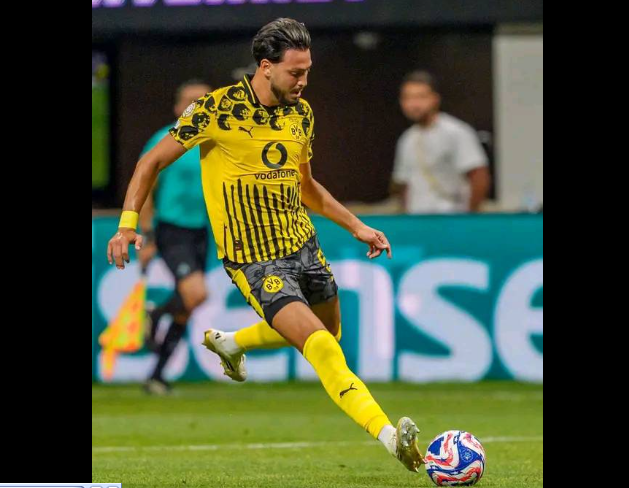 بن سبعيني ممرّرا حاسما ويقود دورتموند إلى الدور الثاني من كأس ألمانيا