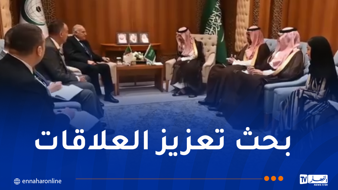 وزير الخارجية يتحادث بجدة مع نظيره السعودي