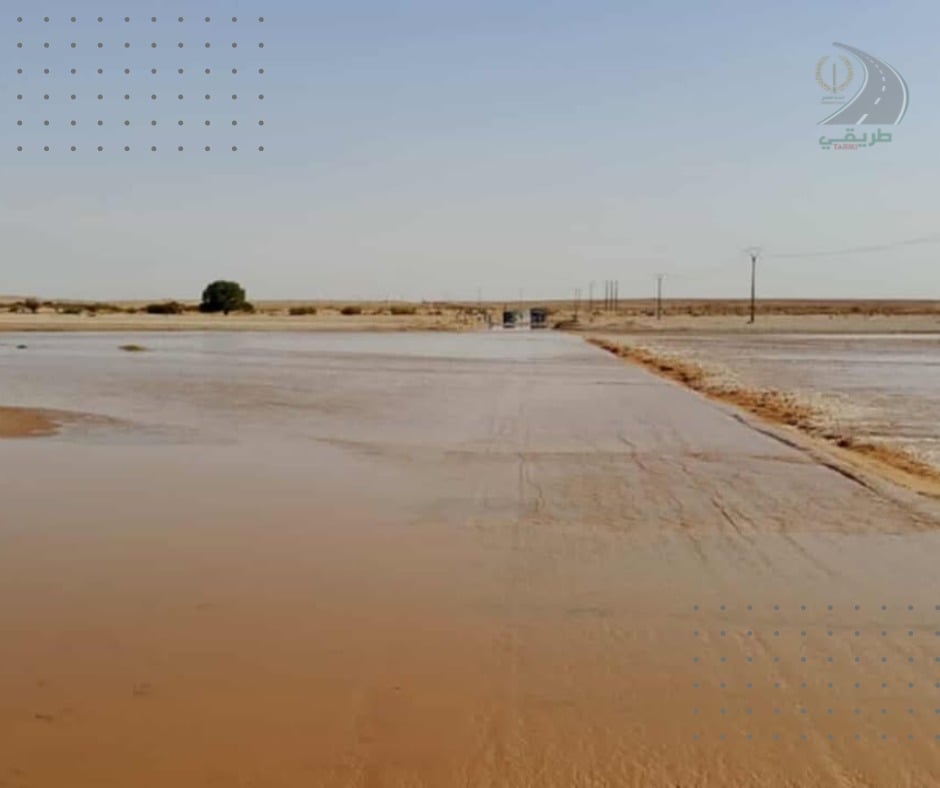 ارتفاع منسوب المياه يغلق طرقات في اولاد جلال