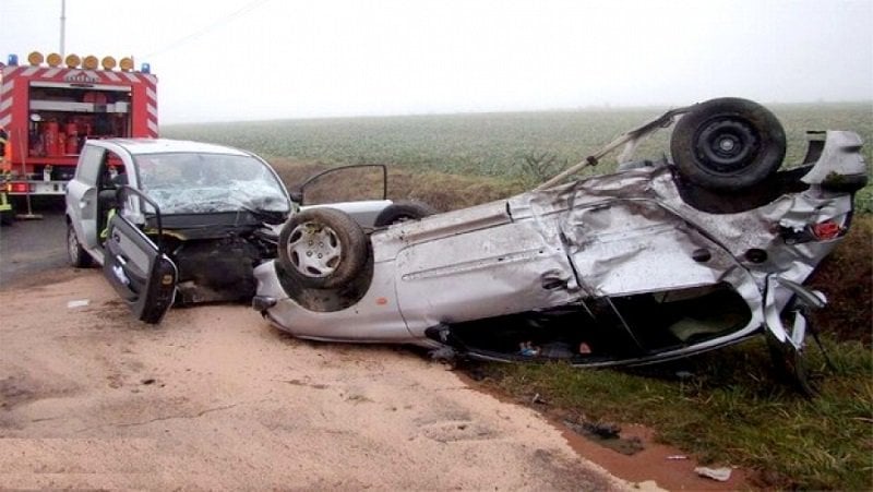 بجاية.. 10 جرحى في اصطدام بين  سيارتين