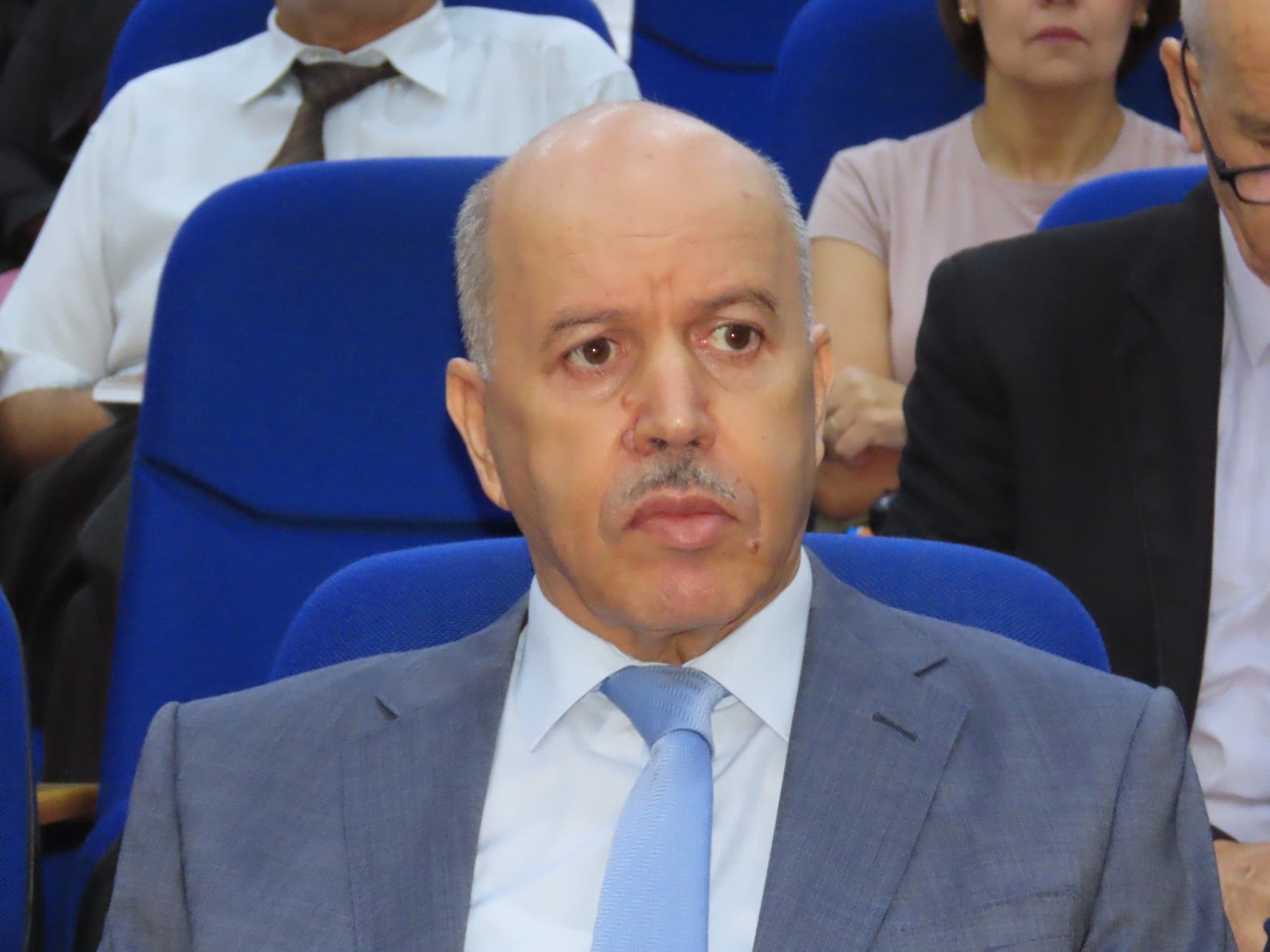 تبسيط الإجراءات الإدارية.. سايحي يترأس اجتماعا تنسيقيا