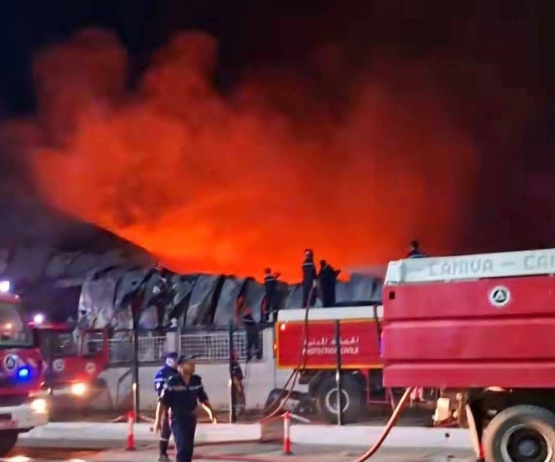 فيما أصيب 3 أشخاص..اخماد حريق مصنع الأدوية في الطارف