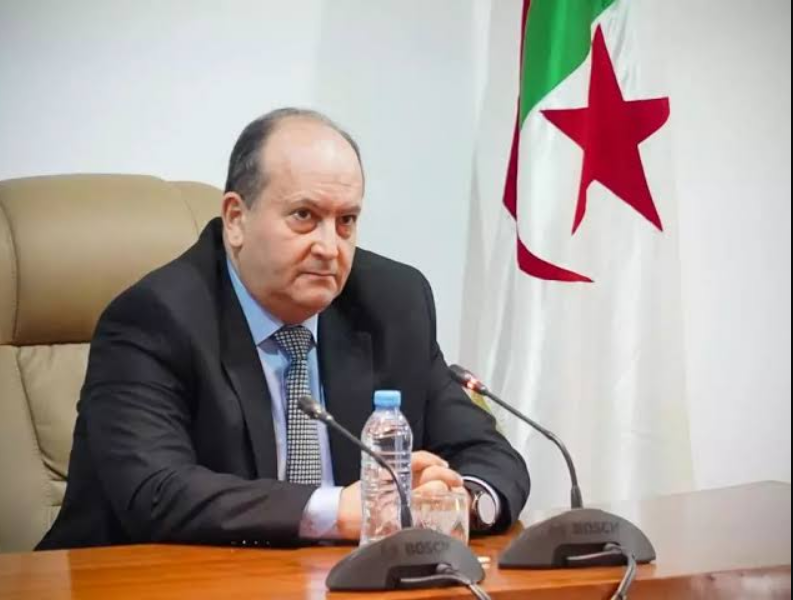الوزير الأول يشرع في زيارة عمل إلى جيجل