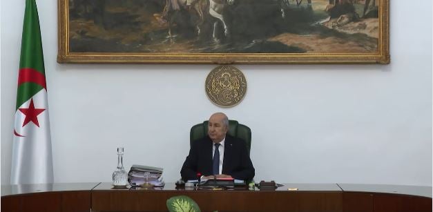 الرئيس تبون يوجّه بتوسيع مدى توزيع المياه المحلاة إلى 250 كلم من السواحل