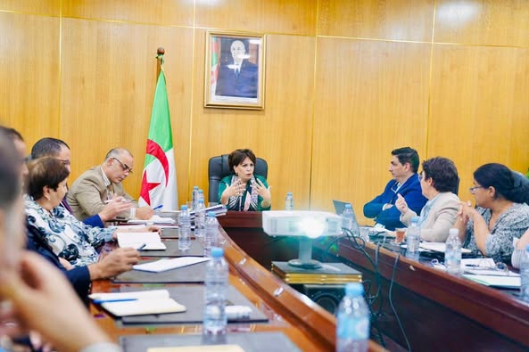 وزيرة الثقافة تعزز جهود التحول الرقمي وتصدر تعليمات صارمة لتسريع العمل