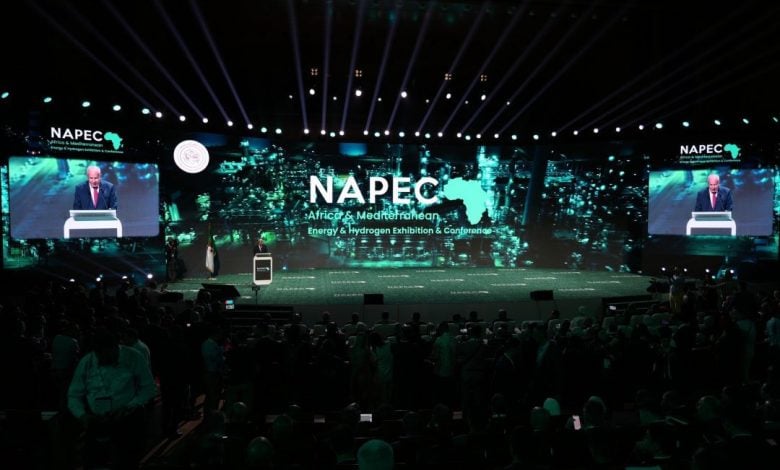 جعفر ياسيني: الجزائر تؤكد مكانتها في الطاقة خلال معرض “ناباك 2025” بوهران