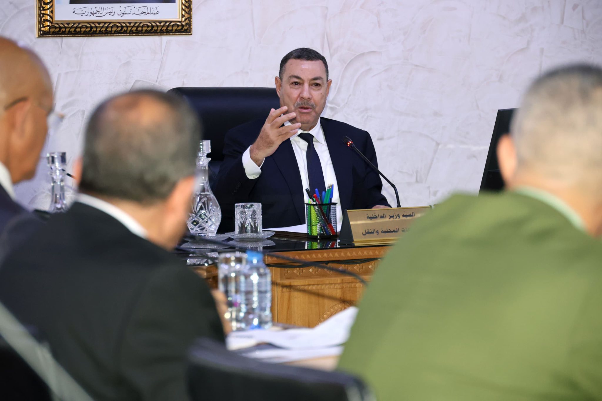 وزير الداخلية والنقل يلتقي ولاة تبسة الوادي وخنشلة