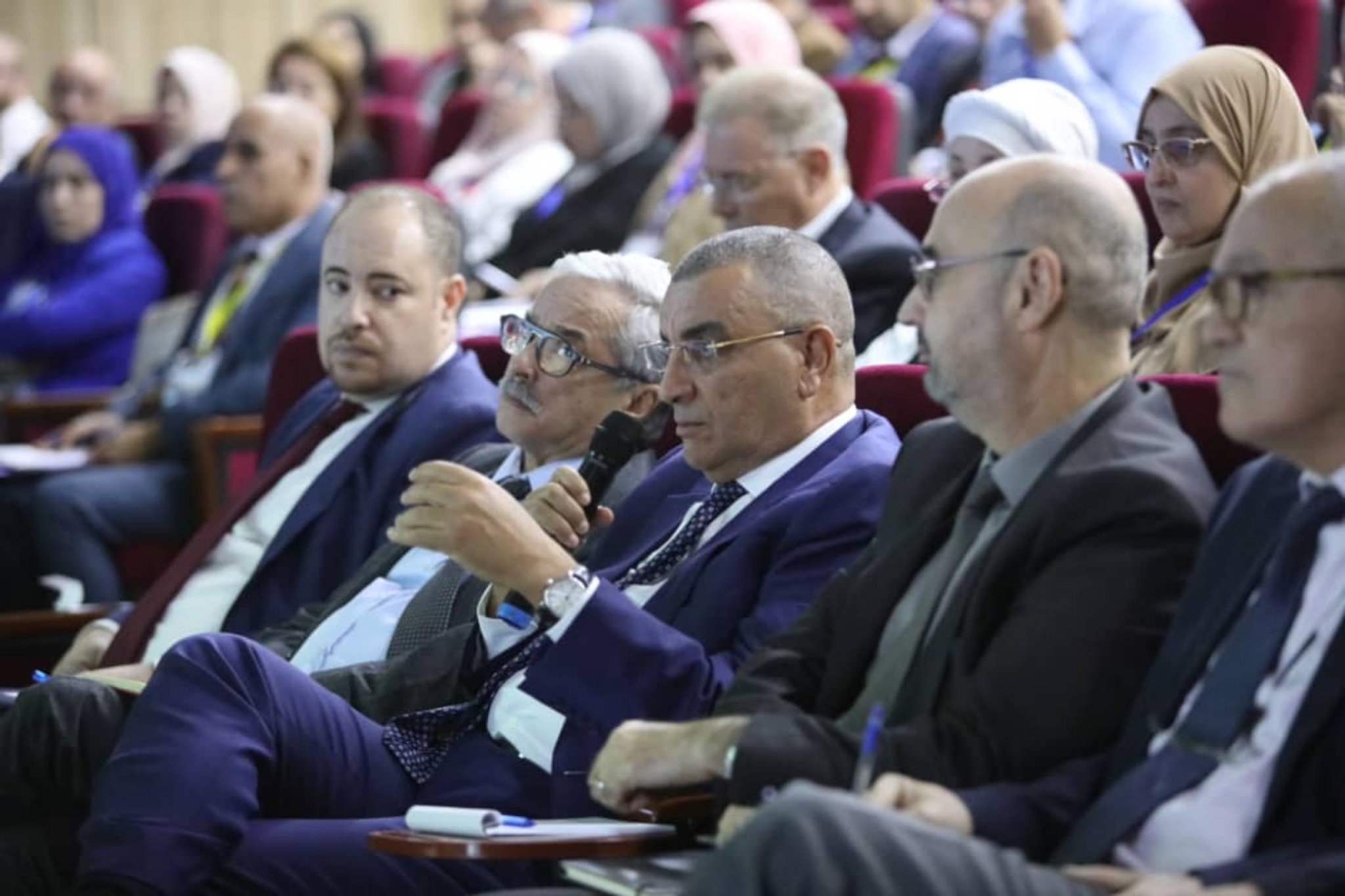 وزارة الأشغال العمومية والمنشآت القاعدية: تعليمات وقرارات هامة خلال أشغال اللقاء الوطني