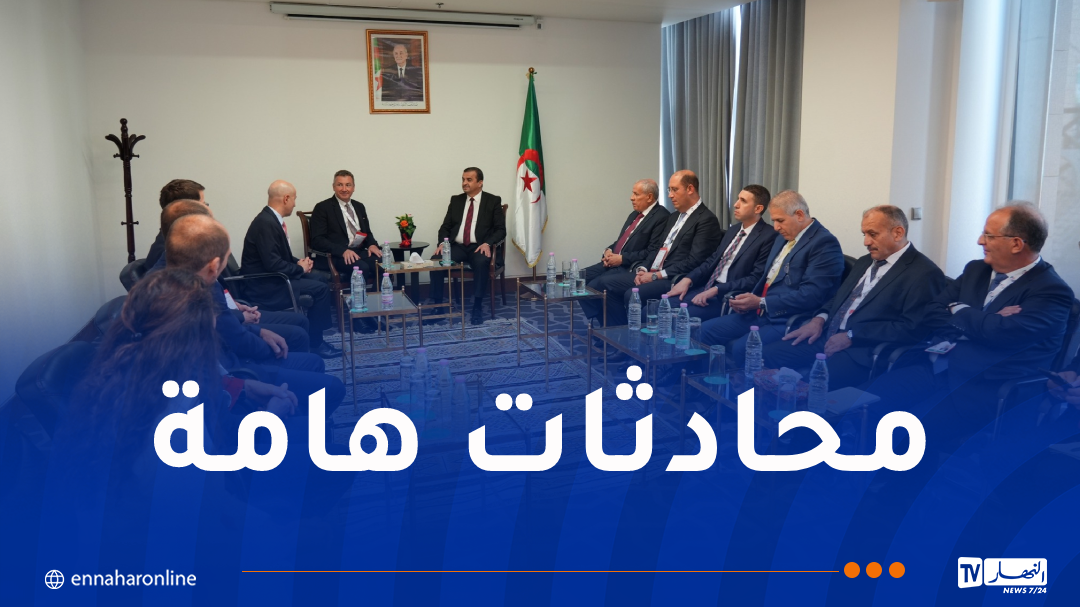 عرقاب يتحادث مع عدد من رؤساء كبريات الشركات العالمية في النفط والغاز