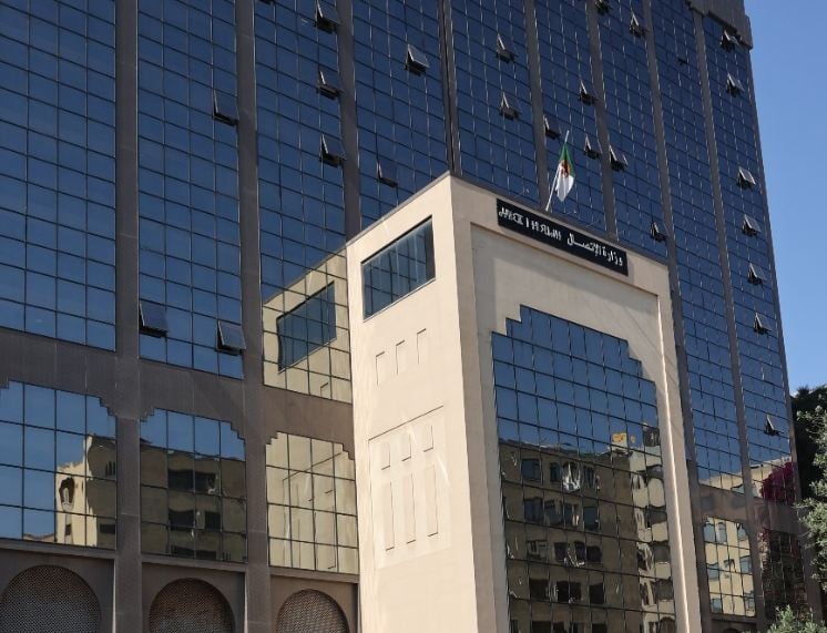 وزارة الاتصال تنظم يوم تكويني لفائدة الصحفيين