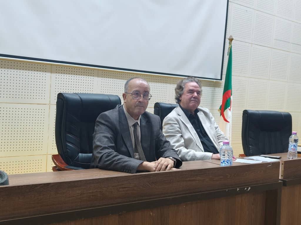 أمين الزاوي يتألق في ندوة فكرية بجامعة الجزائر 2