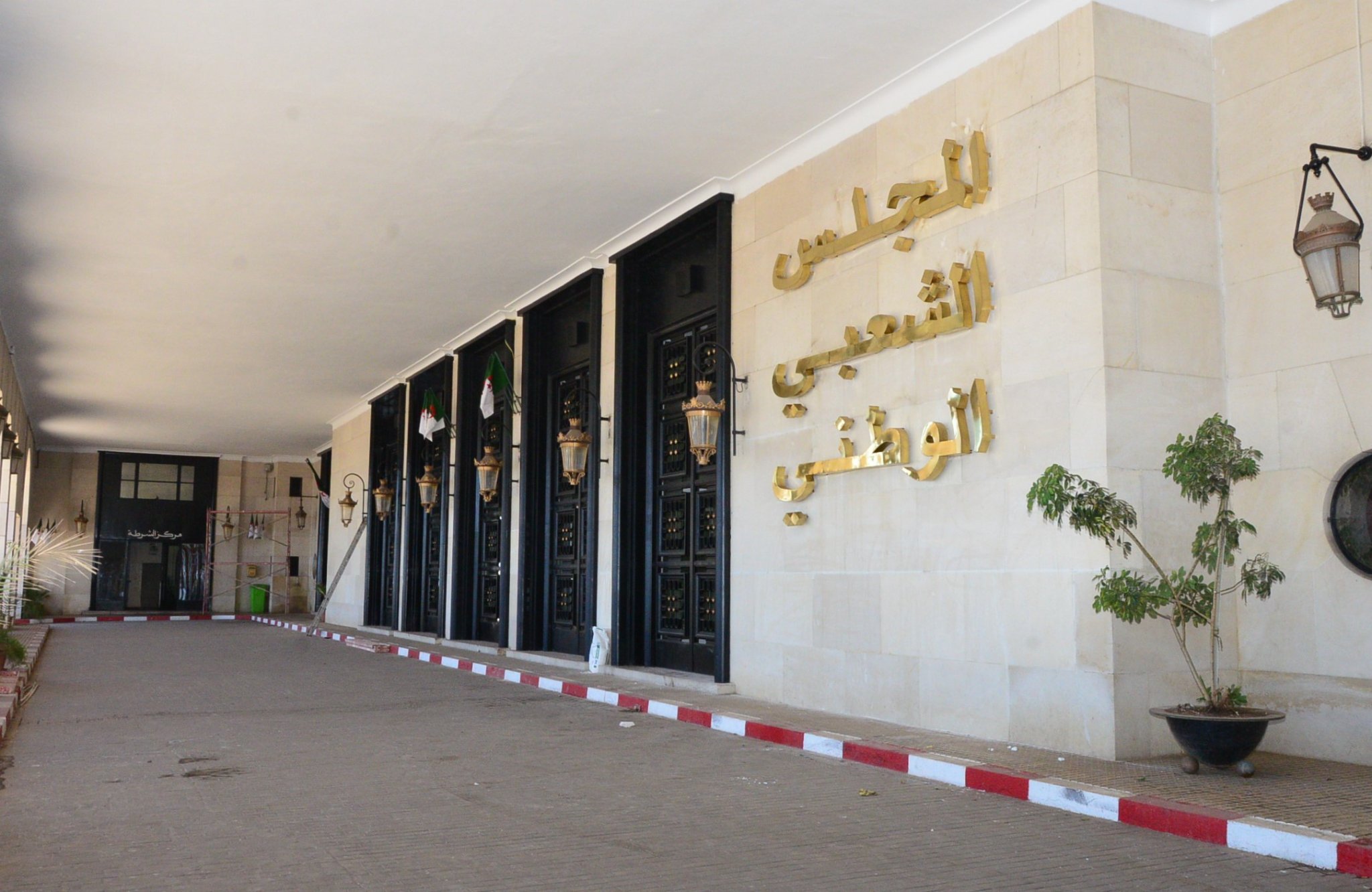3 مترشحين يتنافسون على رئاسة المجلس الشعبي الوطني