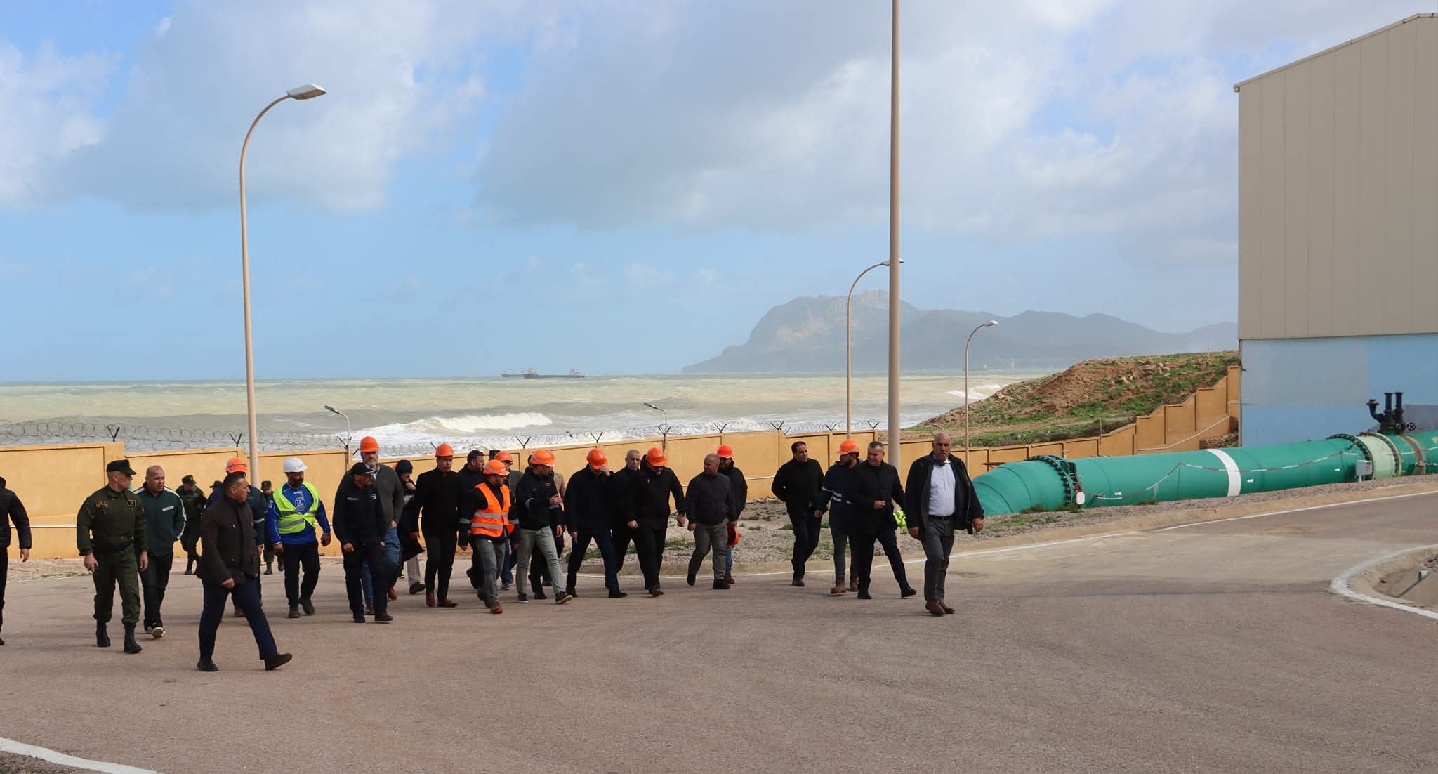 الجزائر – الموافقة على مشروع حوض الترسيب لإنهاء مشكلة تعكر المياه بمحطة تحلية المناجم