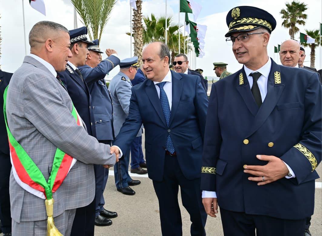 الوزير الأول يشرع في زيارة عمل وتفقد إلى باتنة