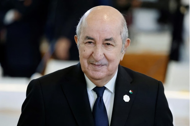 الرئيس تبون يهنئ سيدات الجزائر للجمباز وكيليا نمور بعد التتويج الإفريقي