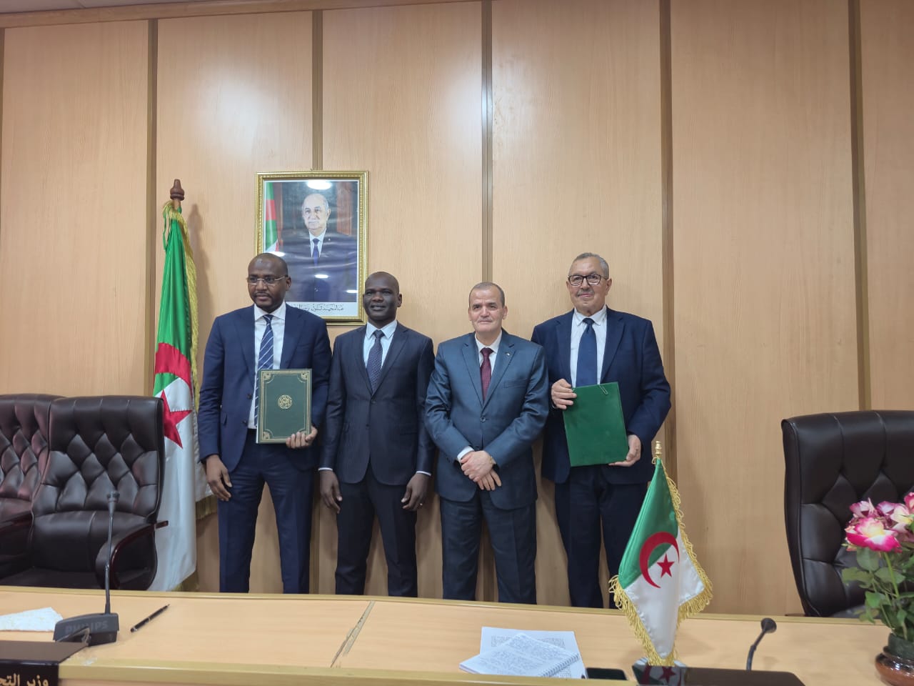 الجزائر وتشاد تعززان التعاون بإطلاق أول مجلس لرجال الأعمال