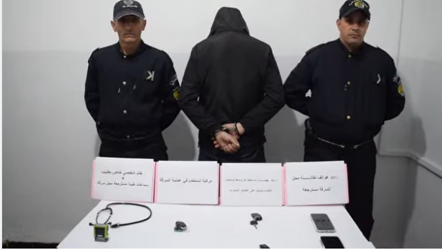 شرطة تقصراين توقف شخصا مختصا في السرقة من المركبات بالعاصمة