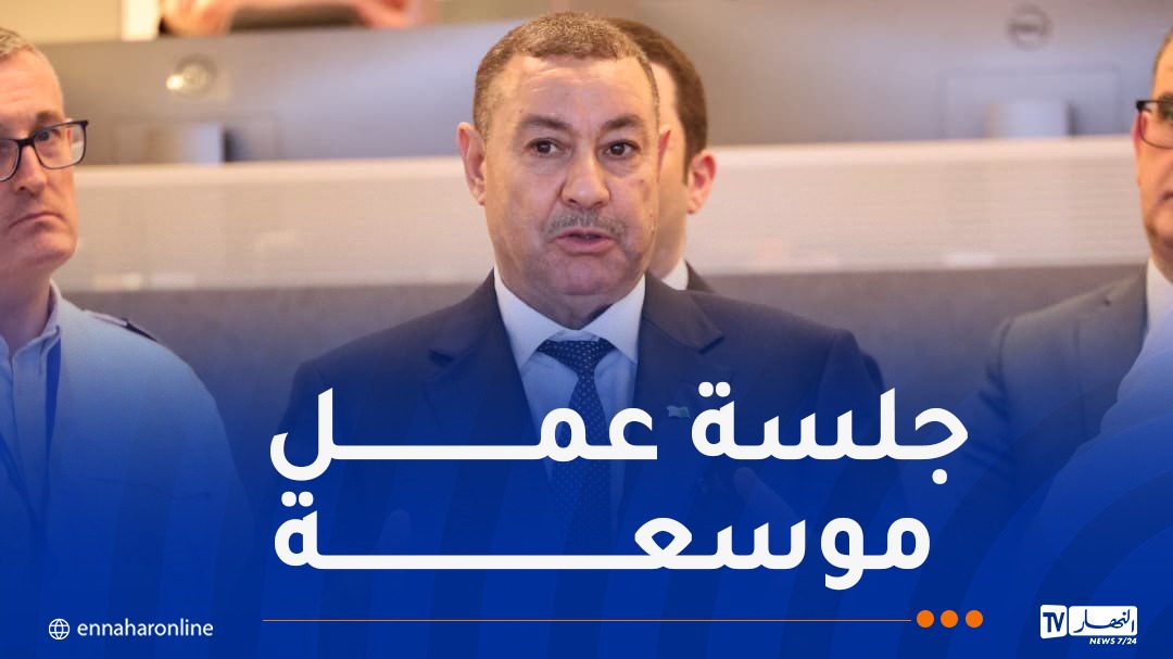 وزير الداخلية يترأس بباريس جلسة عمل موسعة رفقة نظيره الفرنسي