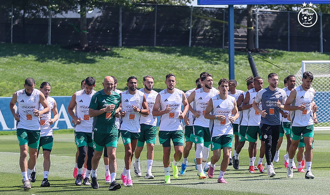 المنتخب الوطني يخوض آخر حصة تدريبية بكنساس قبل تنقله إلى سان فرانسيسكو