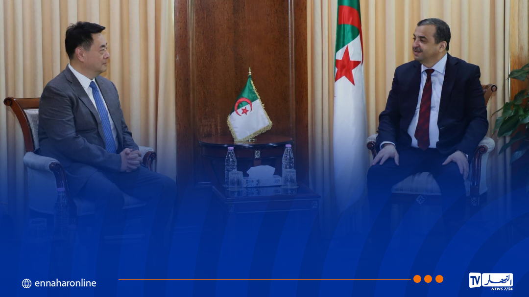إنشاء مركب لإنتاج الحديد المختزل منخفض الكربون والصلب الأخضر بالجزائر